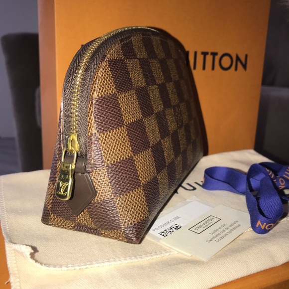 LV COSMETIC POUCH - Picture 5 of 7